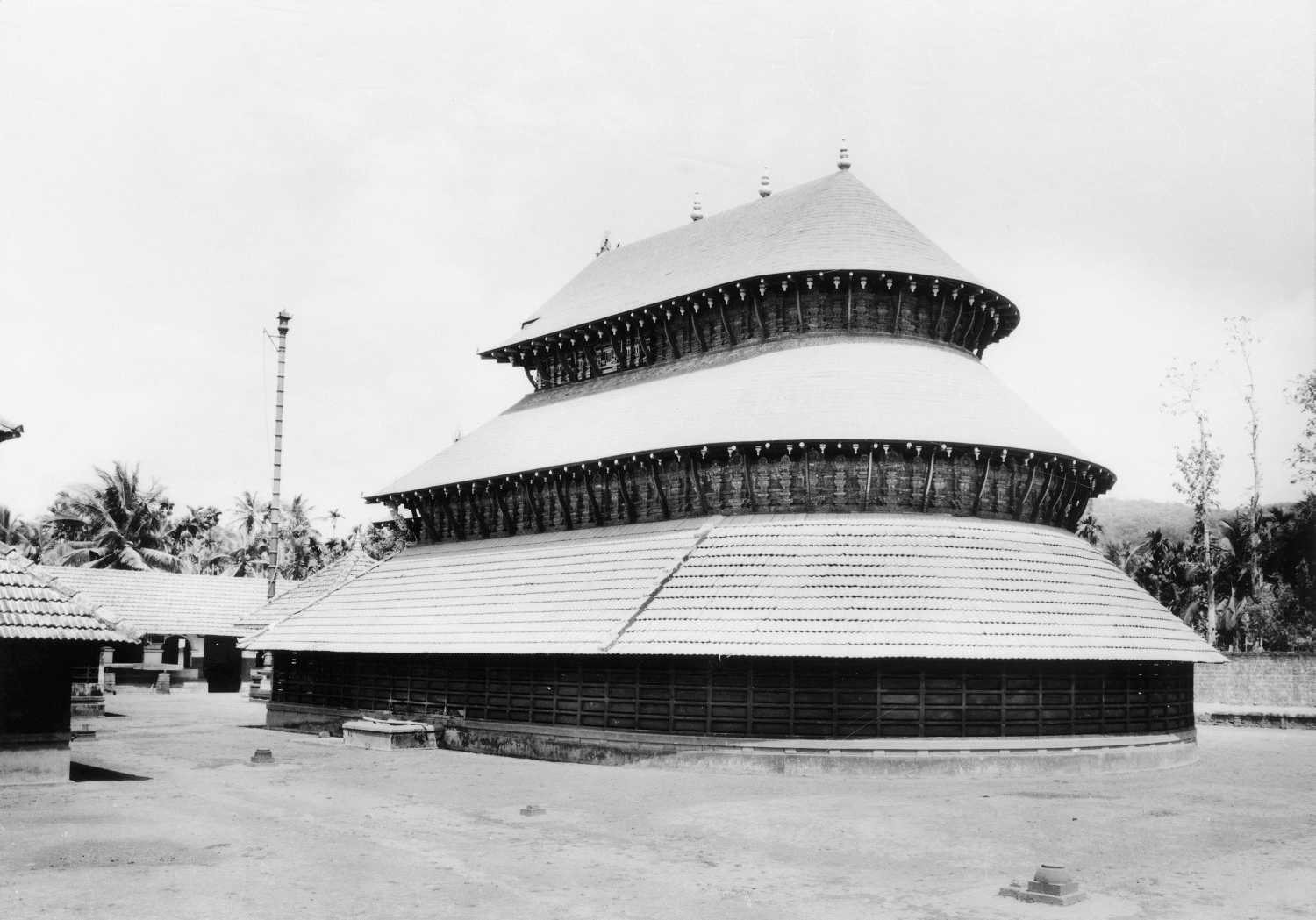 Sri Mahalingesvara complex, Adoor, Kerala