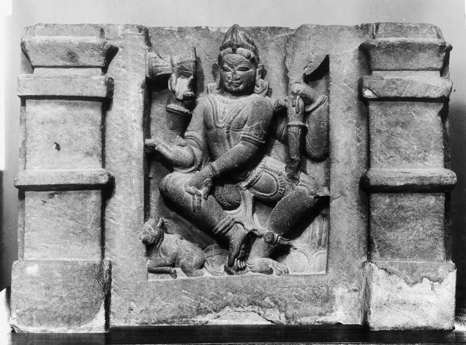 Dancing figures in Indian Art