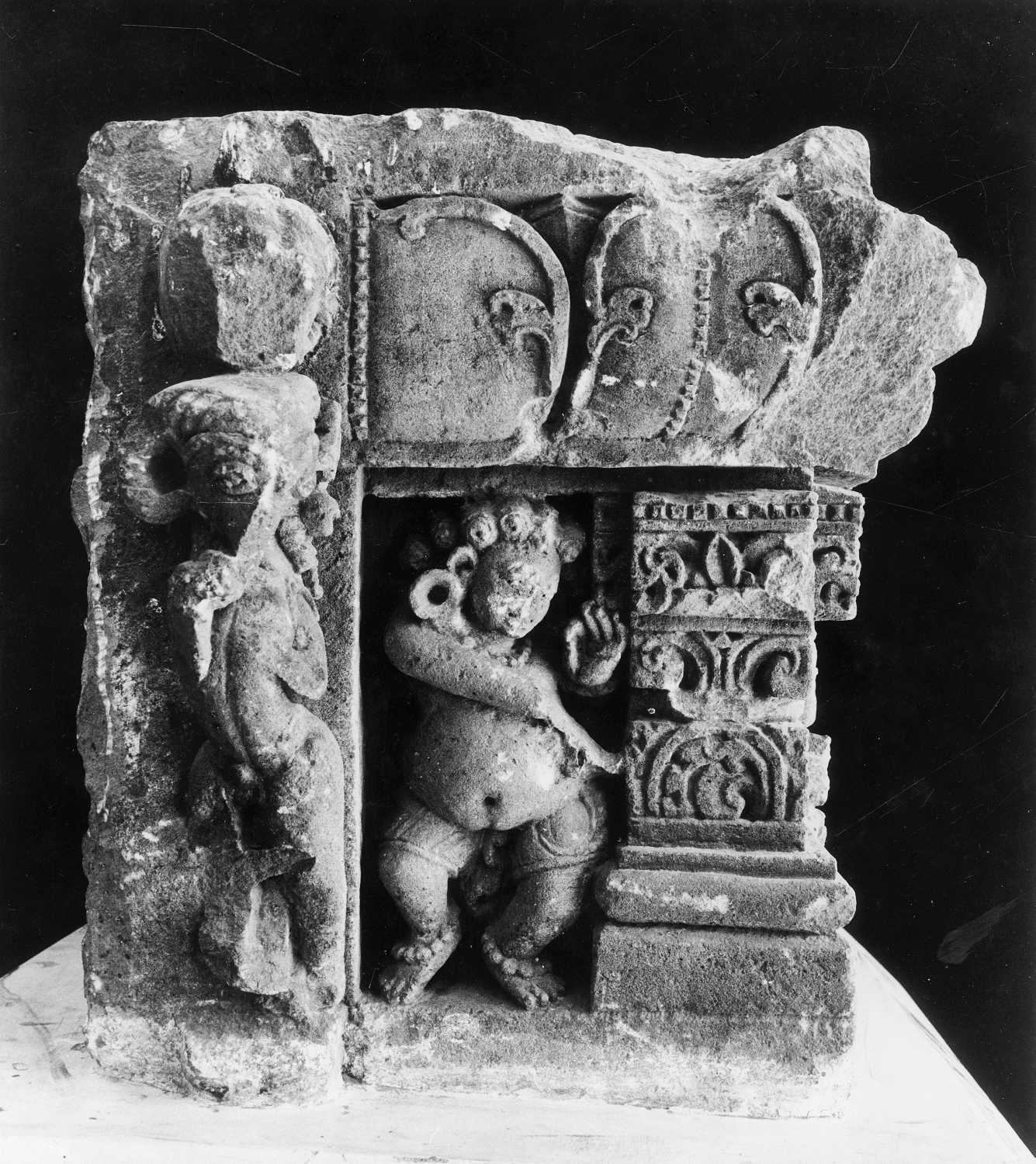 Dancing figures in Indian Art