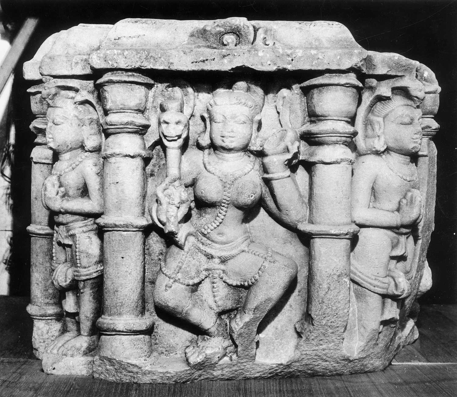 Dancing figures in Indian Art