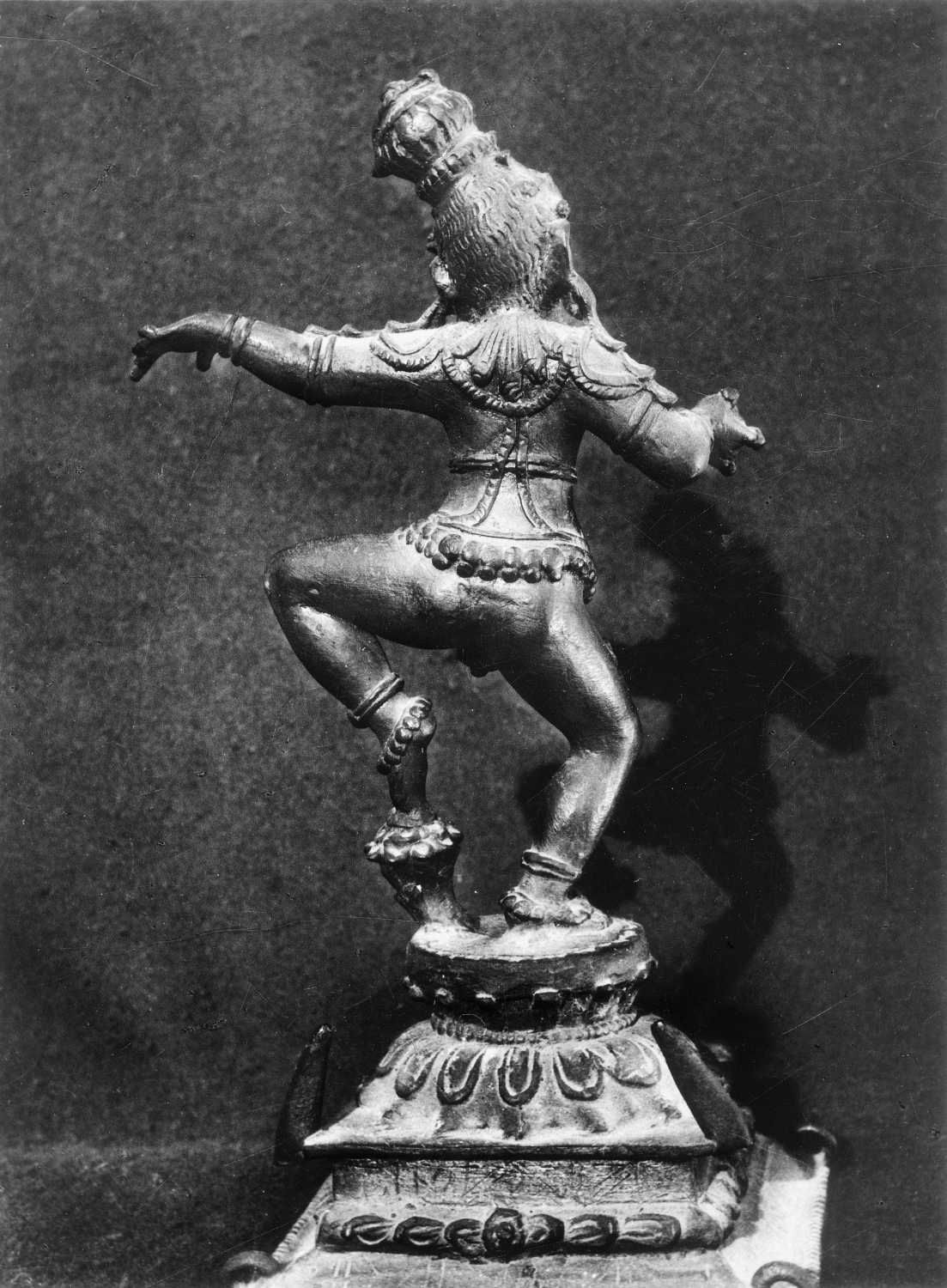 Dancing figures in Indian Art
