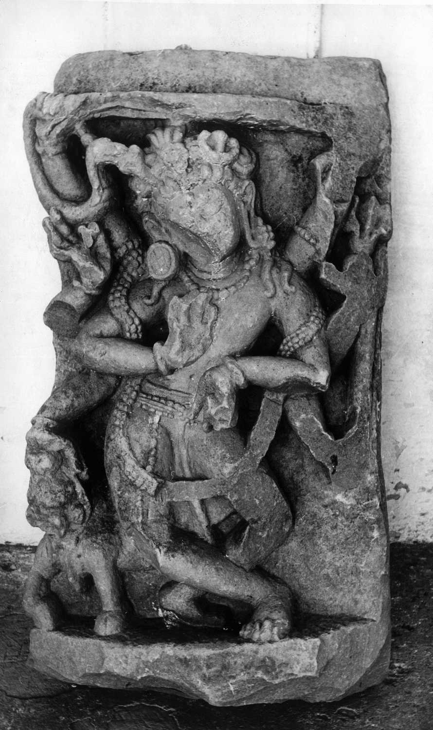Dancing figures in Indian Art