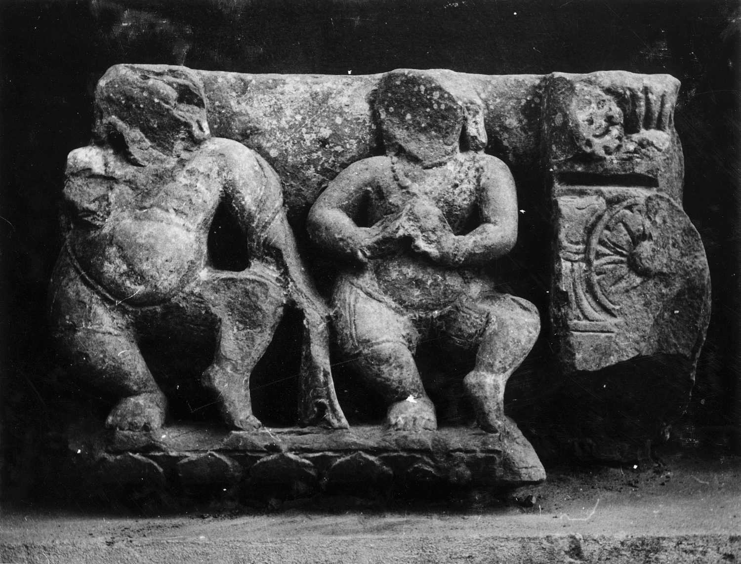 Dancing figures in Indian Art