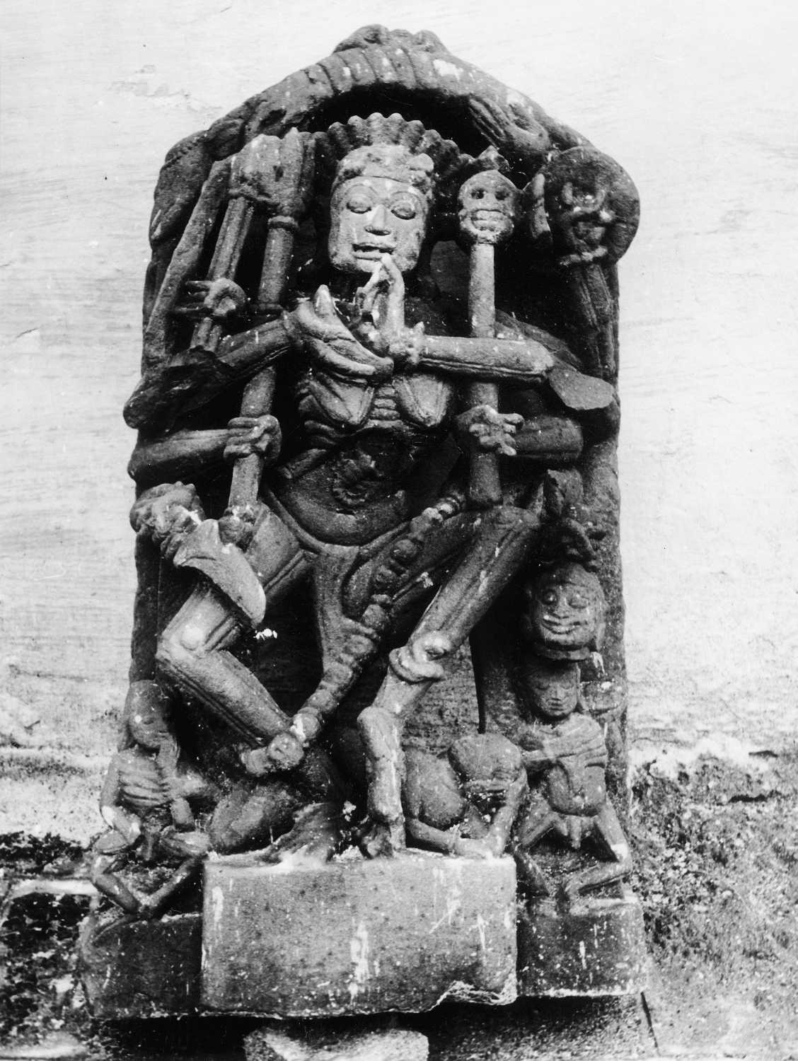 Dancing figures in Indian Art