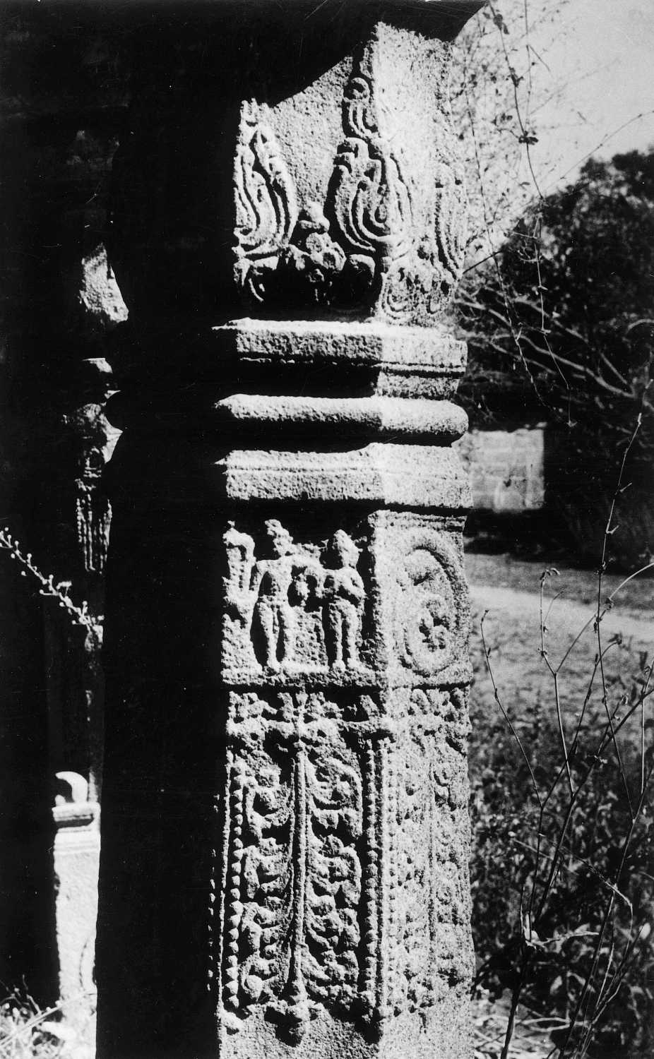 Cave 16 (Kailasa) complex, Ellora