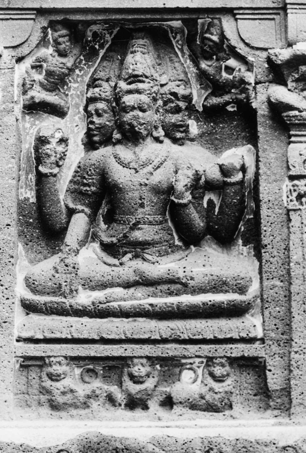Cave 16 (Kailasa) complex, Ellora