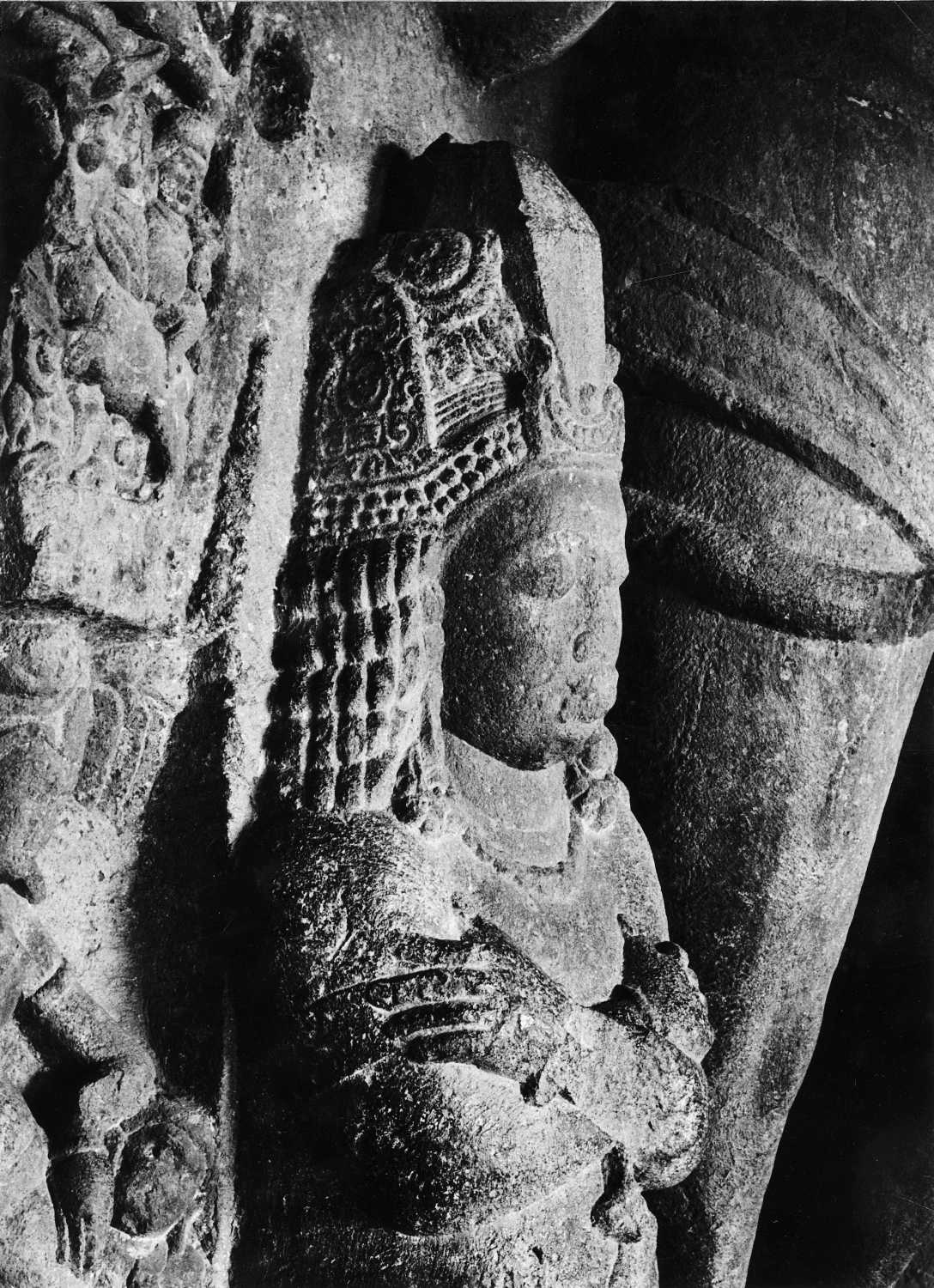Cave 21 (Ramesvara), Ellora