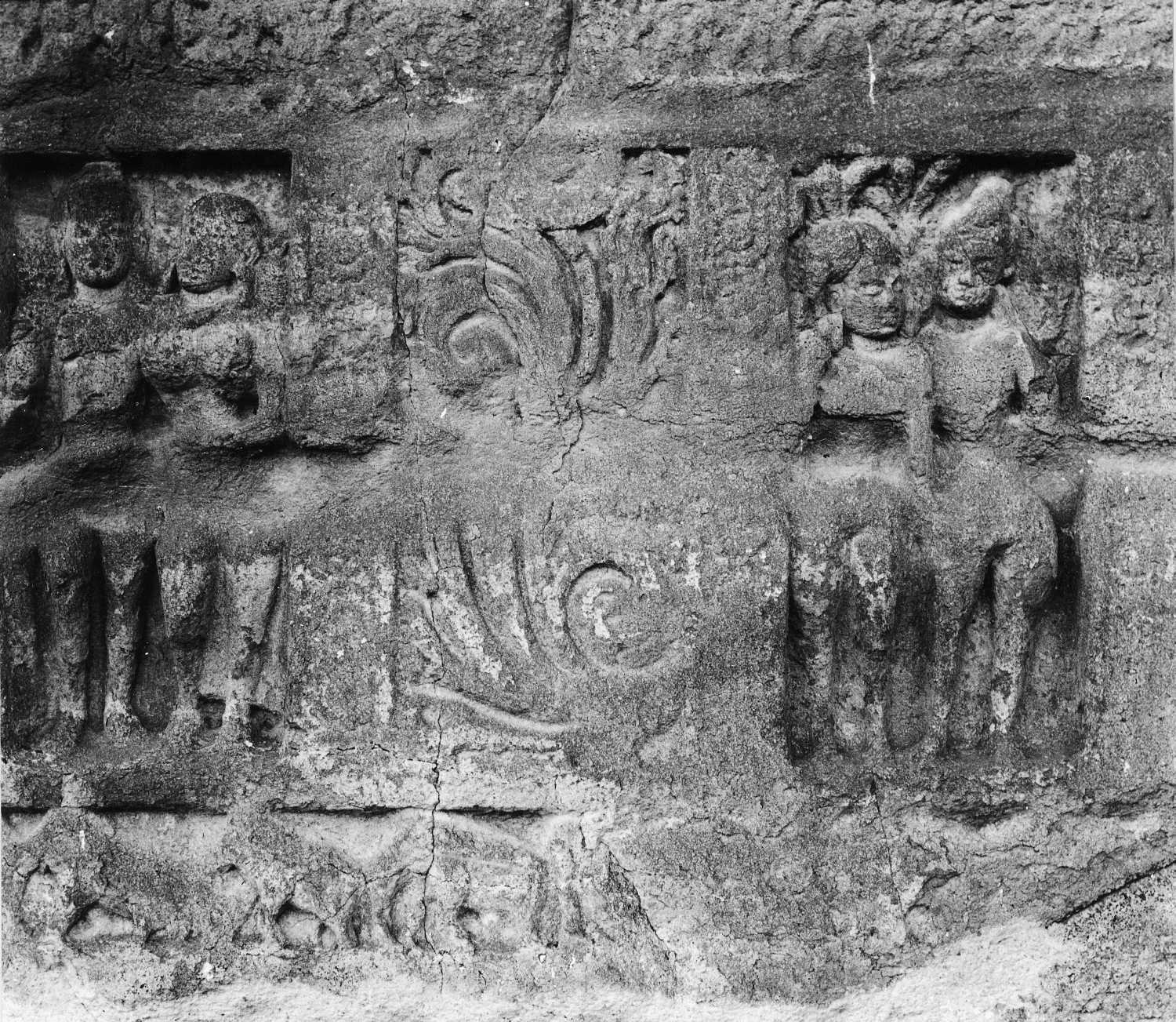 Cave 21 (Ramesvara), Ellora