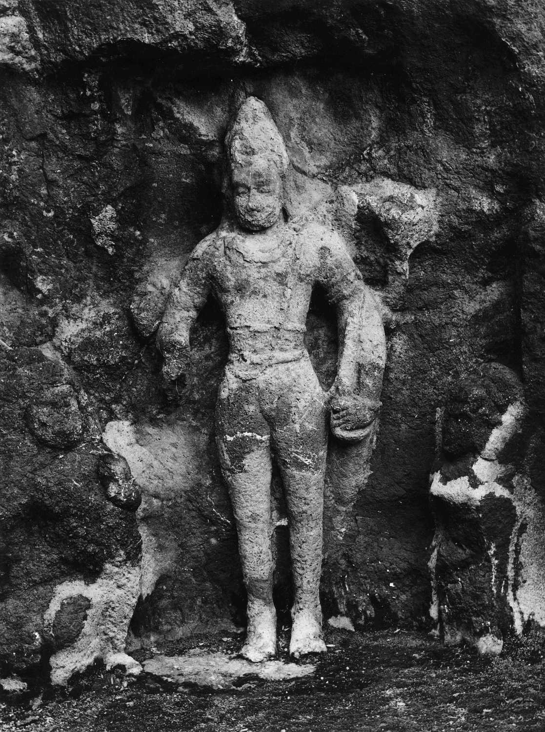 Cave 21 (Ramesvara), Ellora