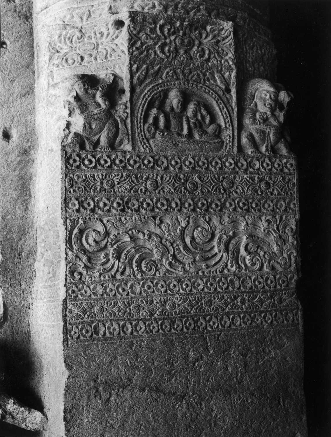 Cave 21 (Ramesvara), Ellora