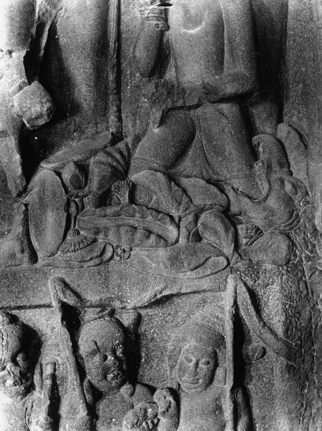 Cave 21 (Ramesvara), Ellora