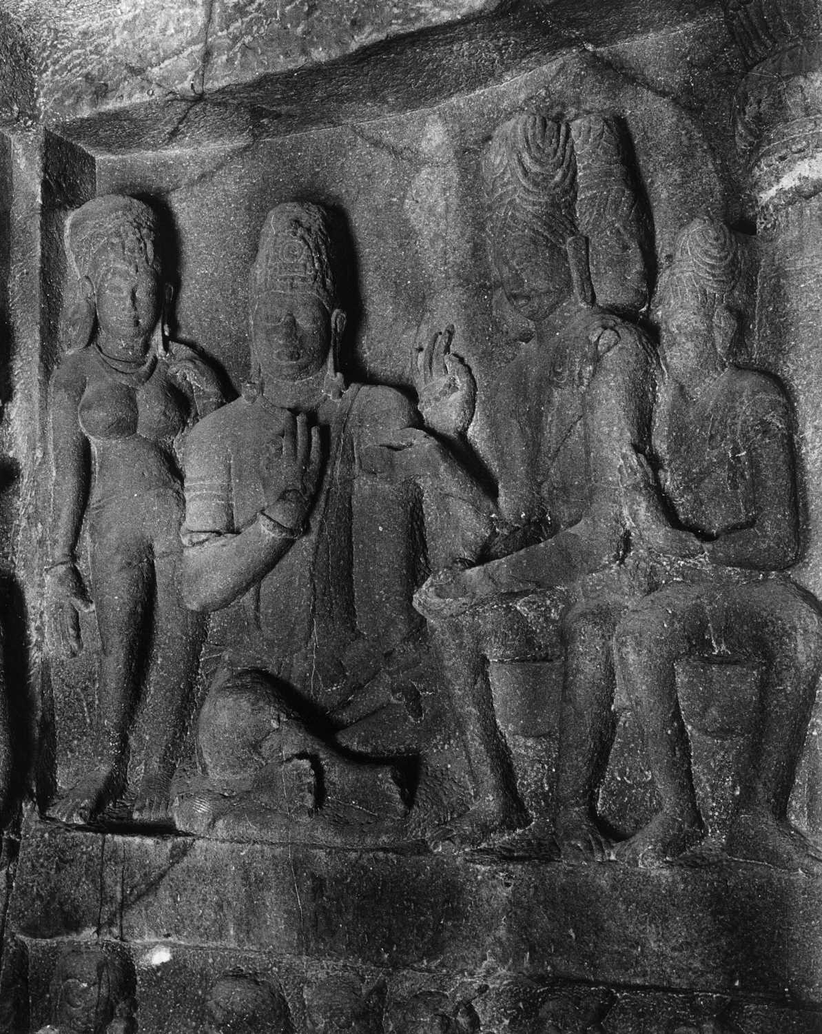 Cave 21 (Ramesvara), Ellora