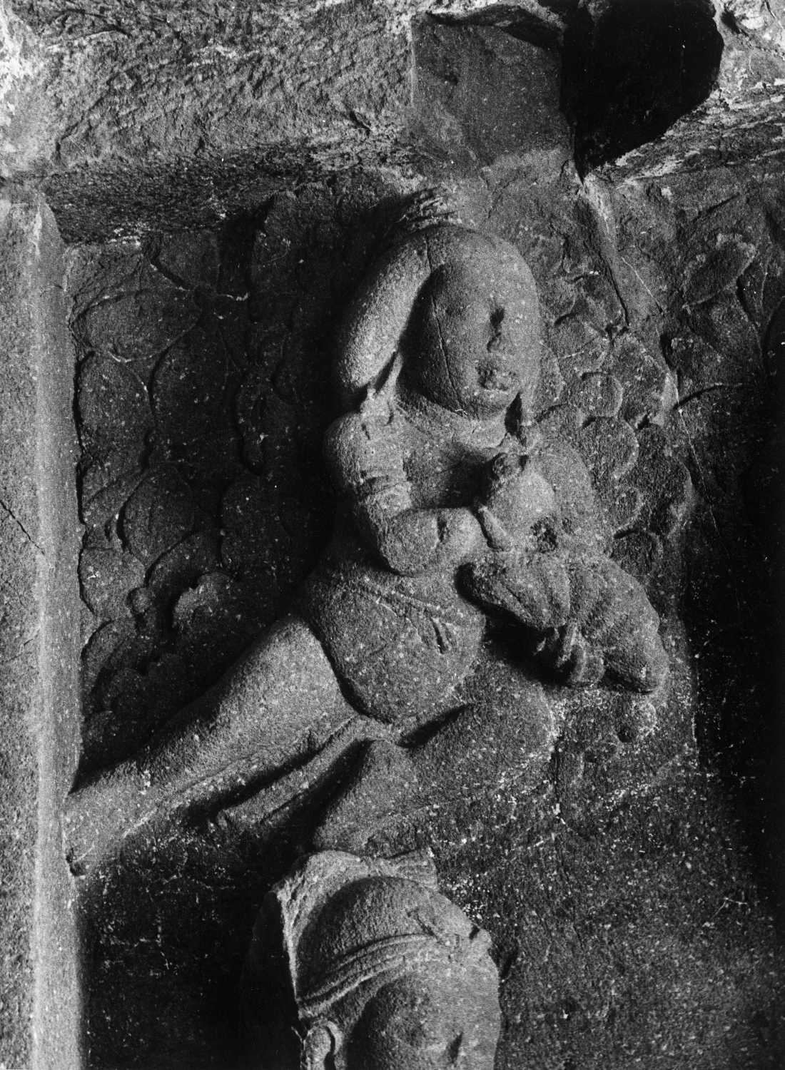 Cave 21 (Ramesvara), Ellora