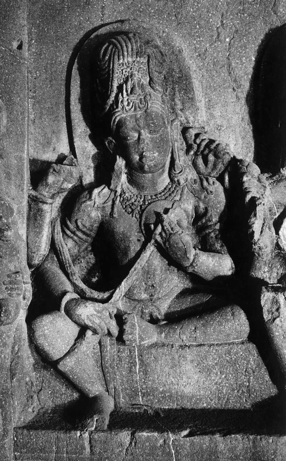 Cave 21 (Ramesvara), Ellora