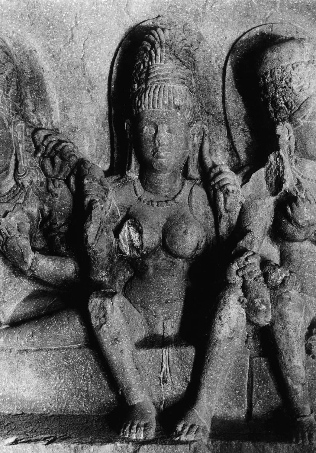 Cave 21 (Ramesvara), Ellora
