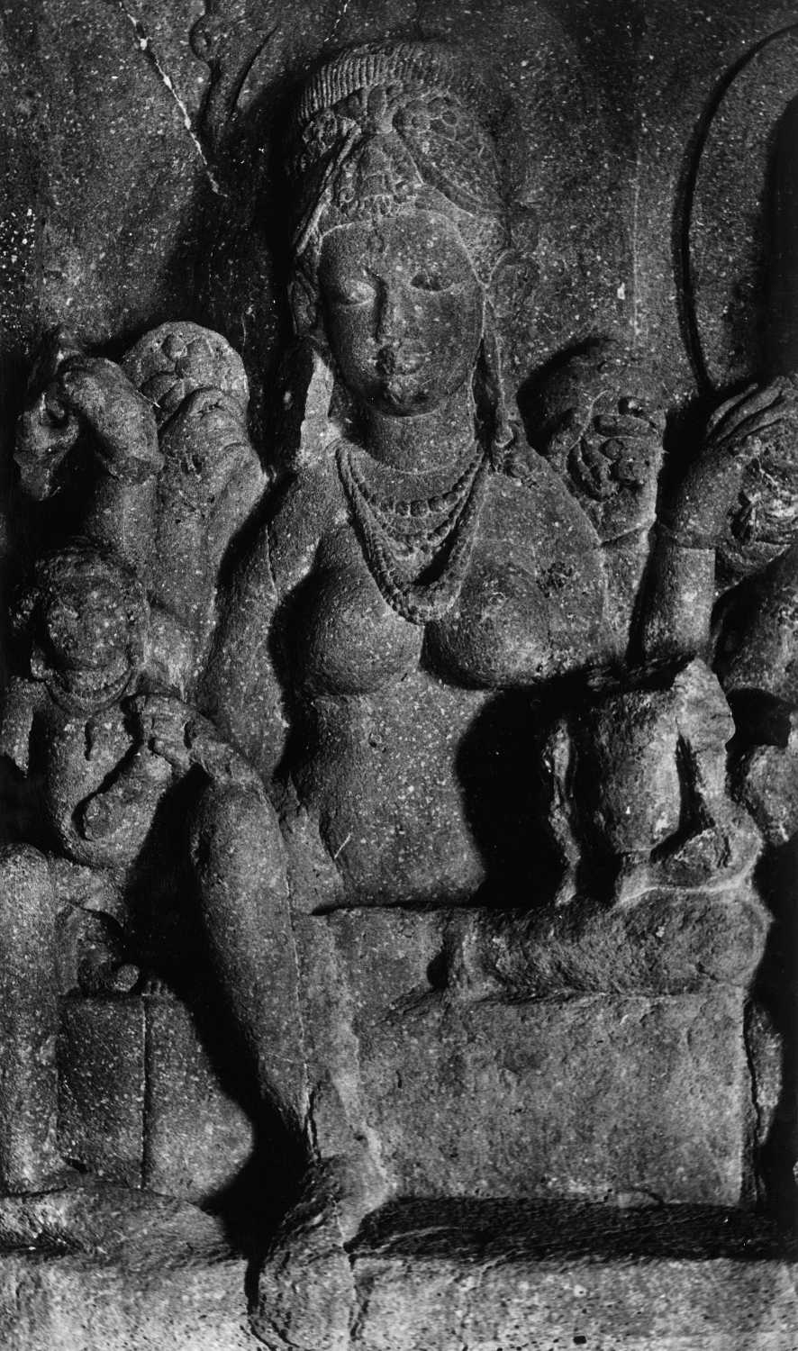 Cave 21 (Ramesvara), Ellora