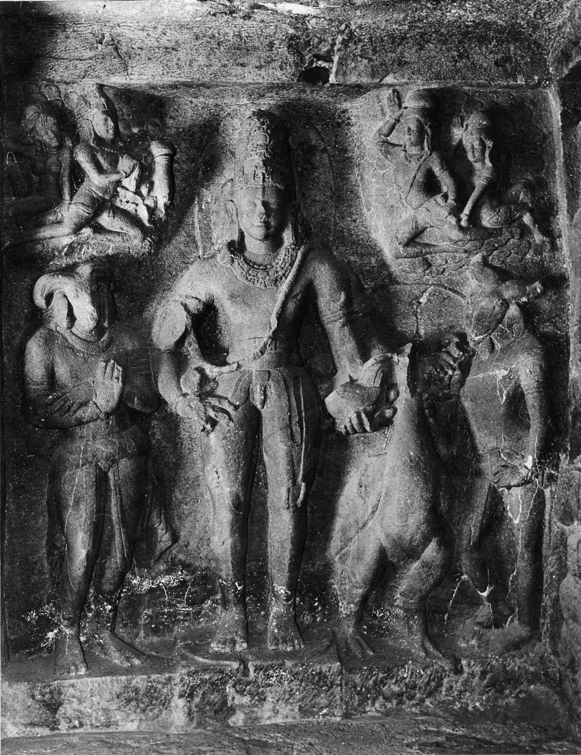 Cave 21 (Ramesvara), Ellora