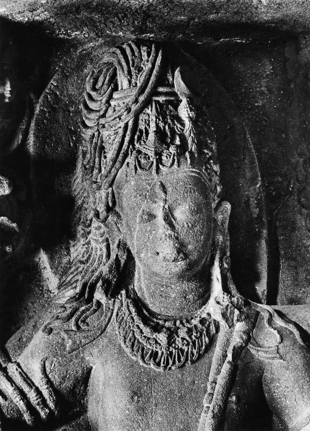Cave 21 (Ramesvara), Ellora