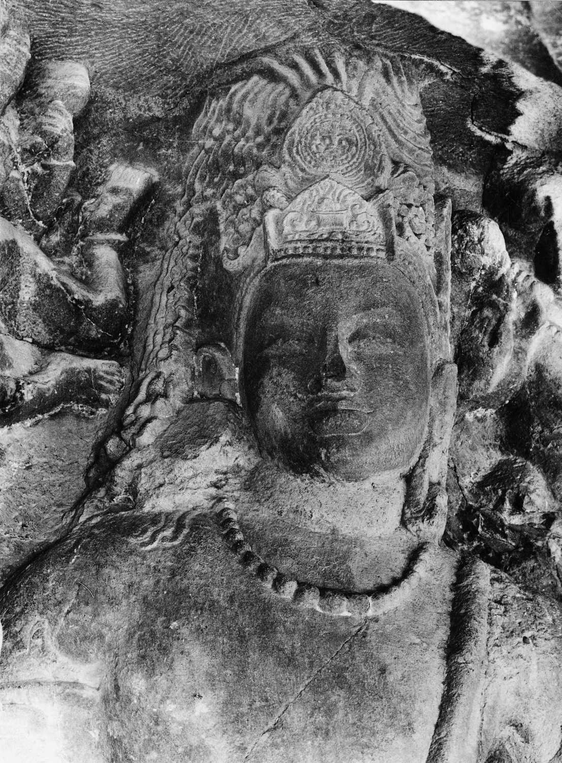 Cave 21 (Ramesvara), Ellora