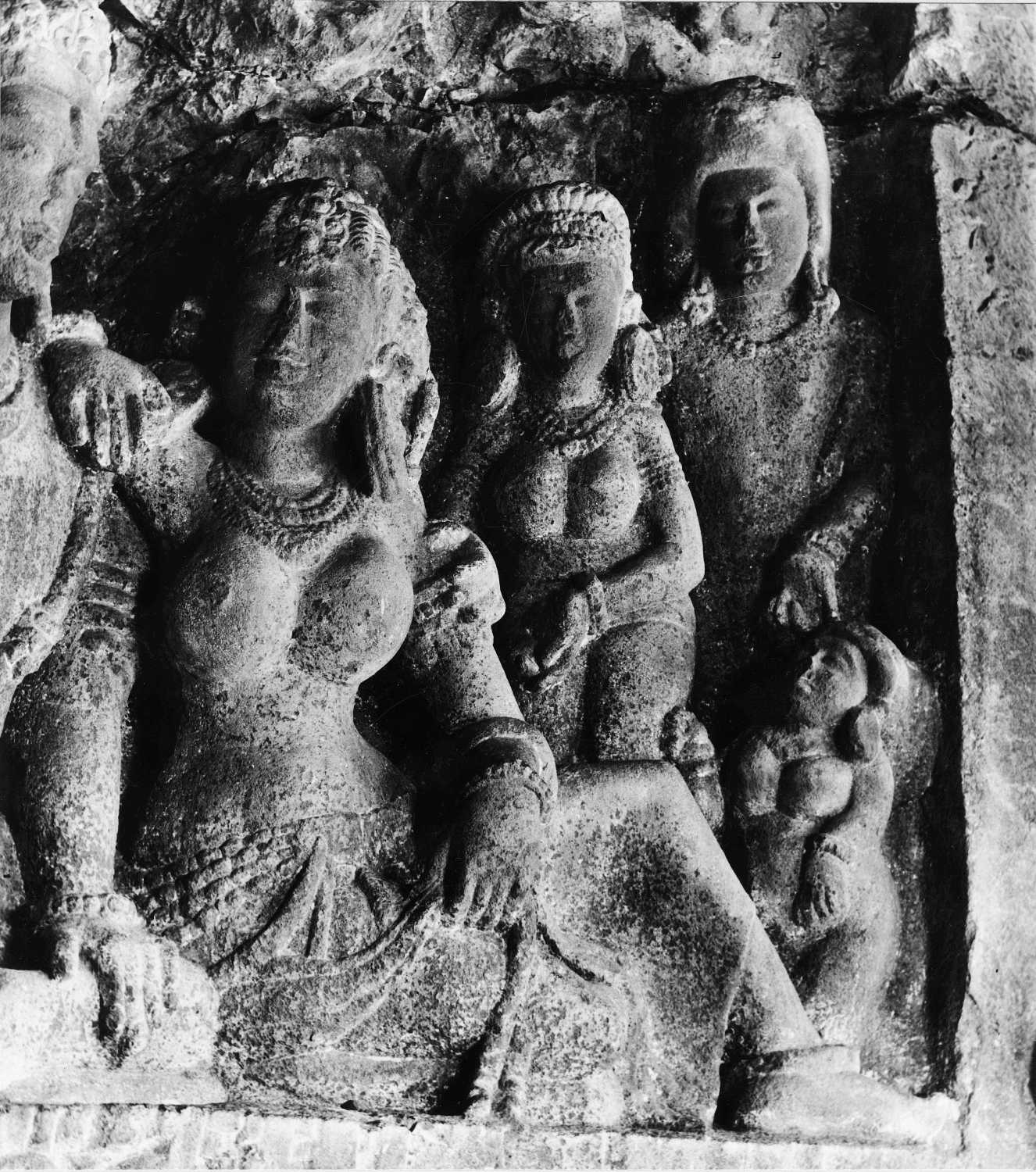 Cave 21 (Ramesvara), Ellora