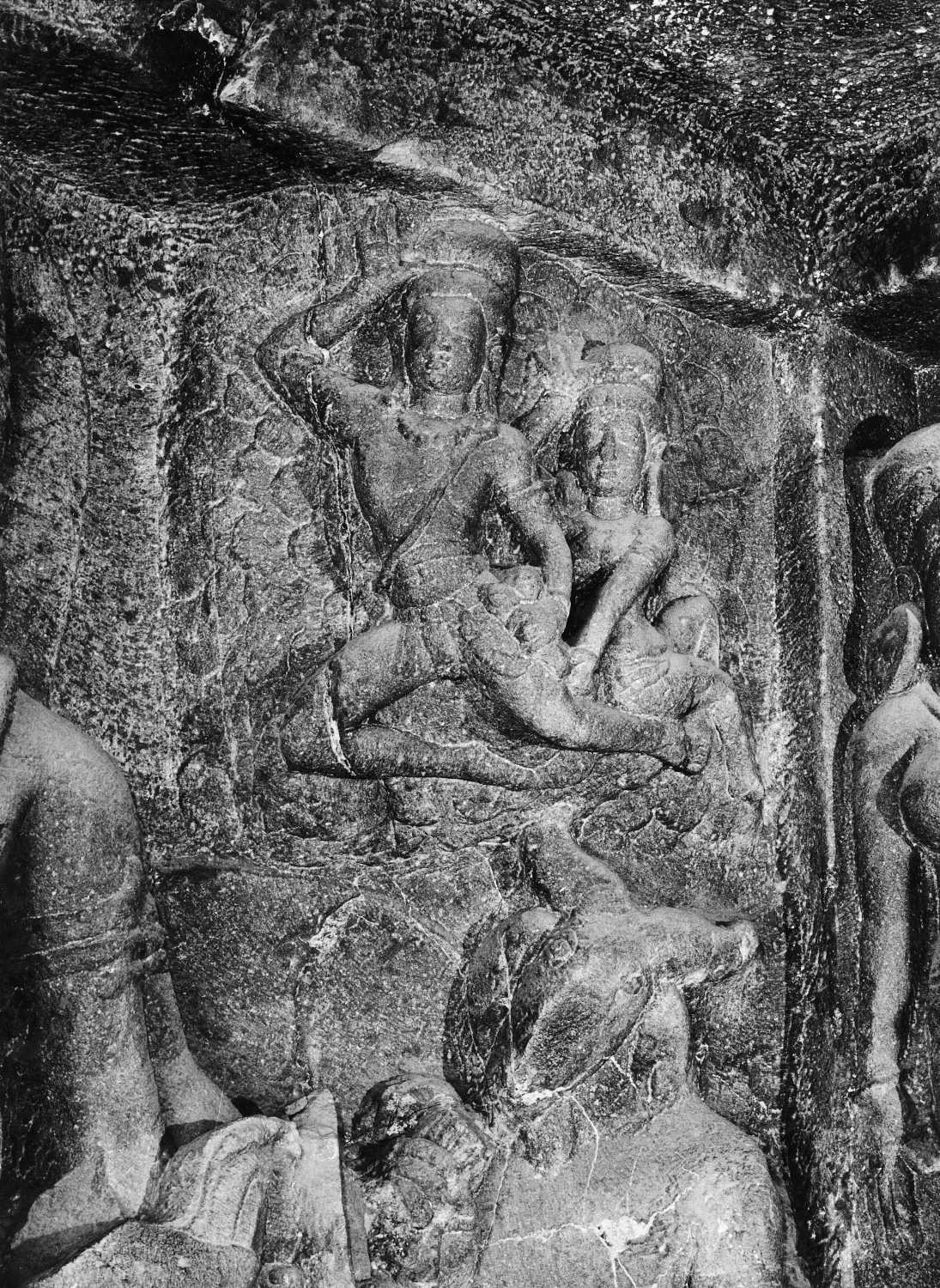 Cave 21 (Ramesvara), Ellora