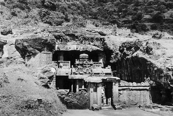 Cave 32 (Indra Sabha), Ellora