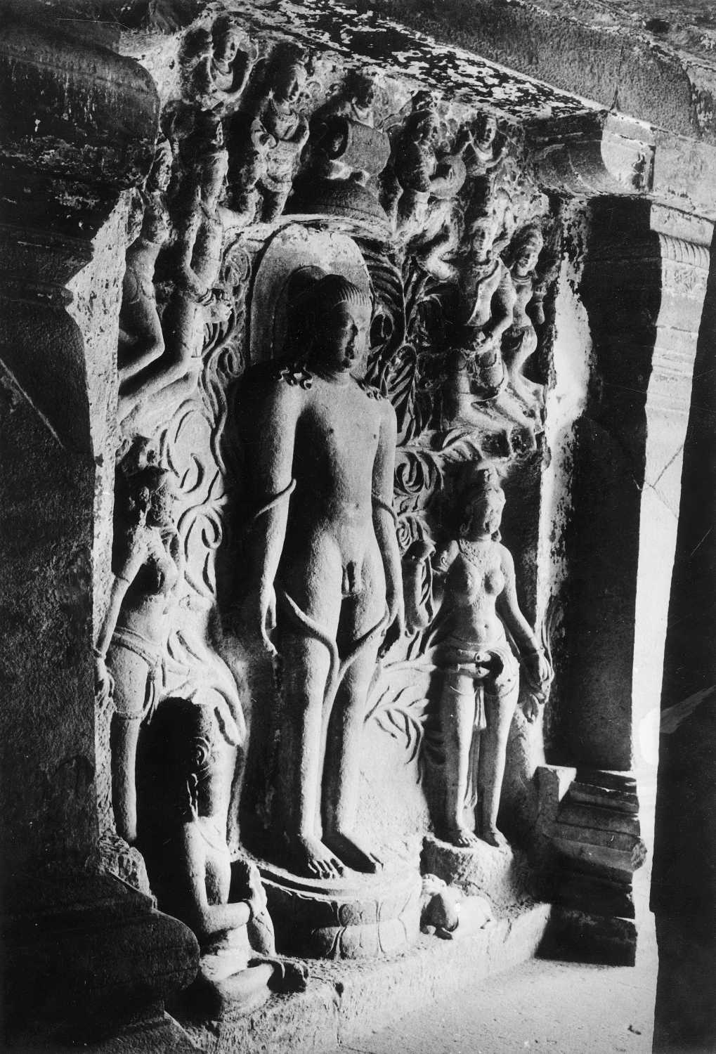 Cave 32 (Indra Sabha), Ellora