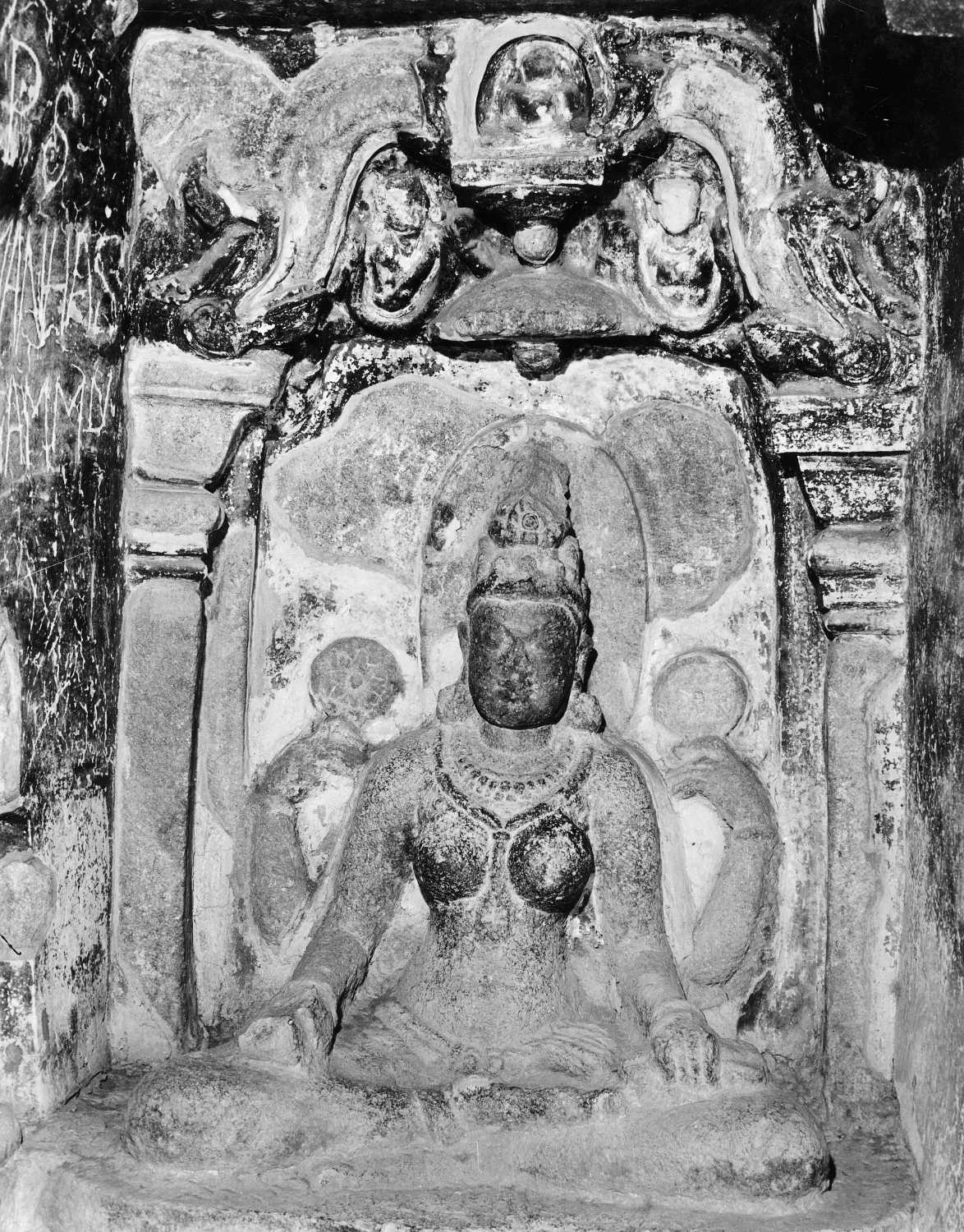 Cave 32 (Indra Sabha), Ellora