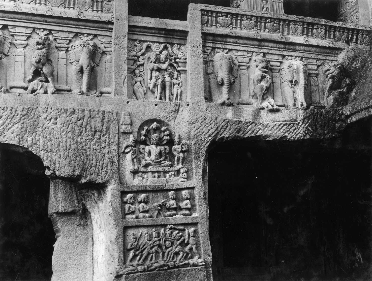 Cave 32 (Indra Sabha), Ellora