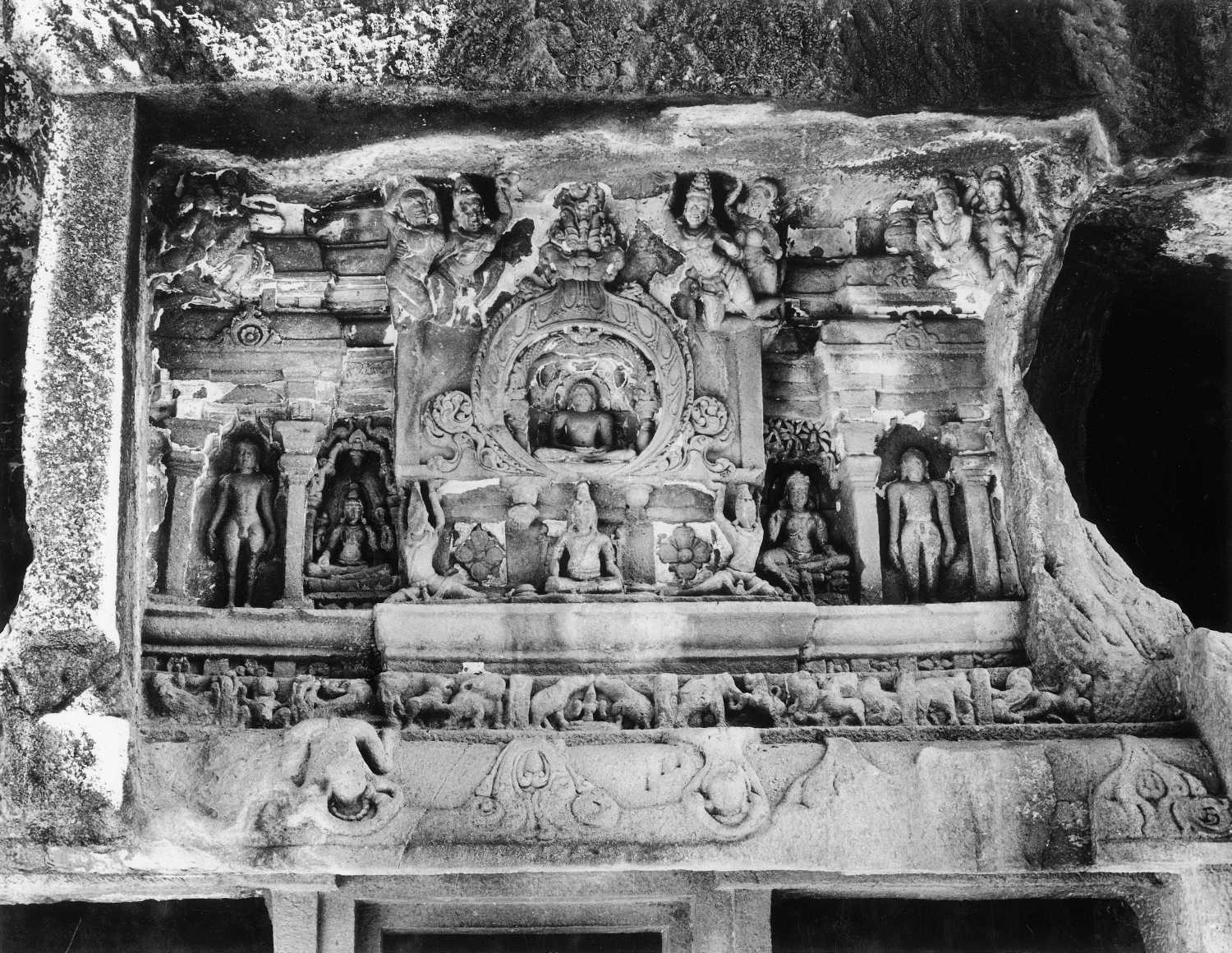 Cave 32 (Indra Sabha), Ellora