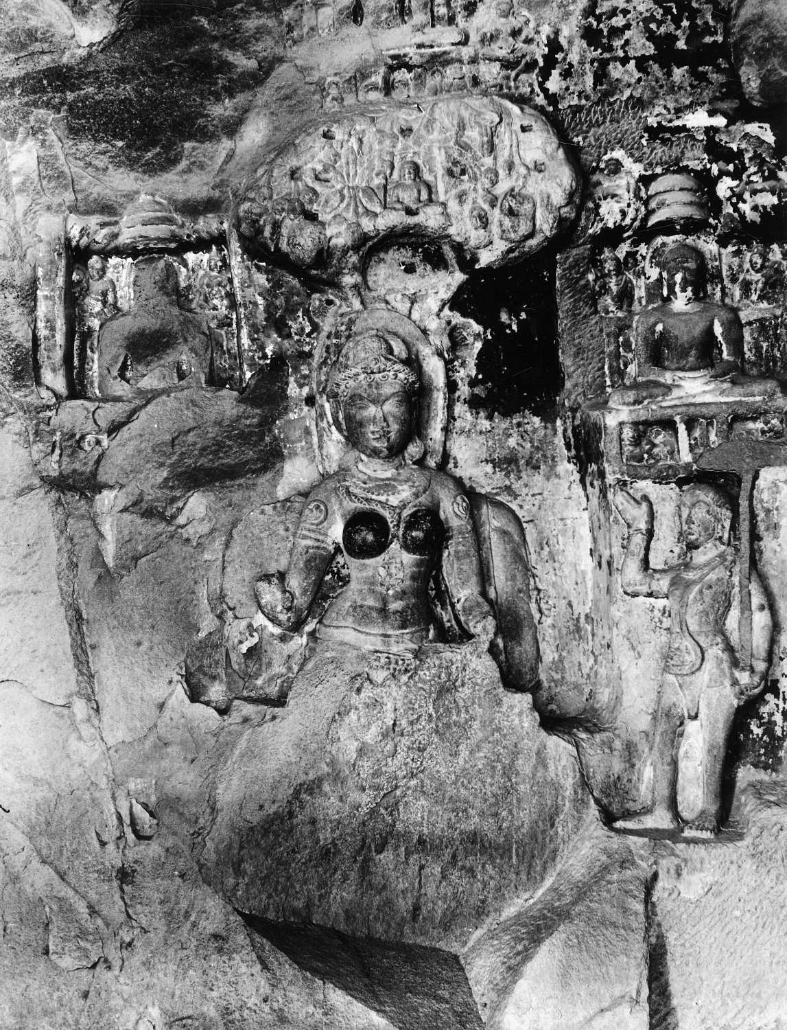 Cave 32 (Indra Sabha), Ellora