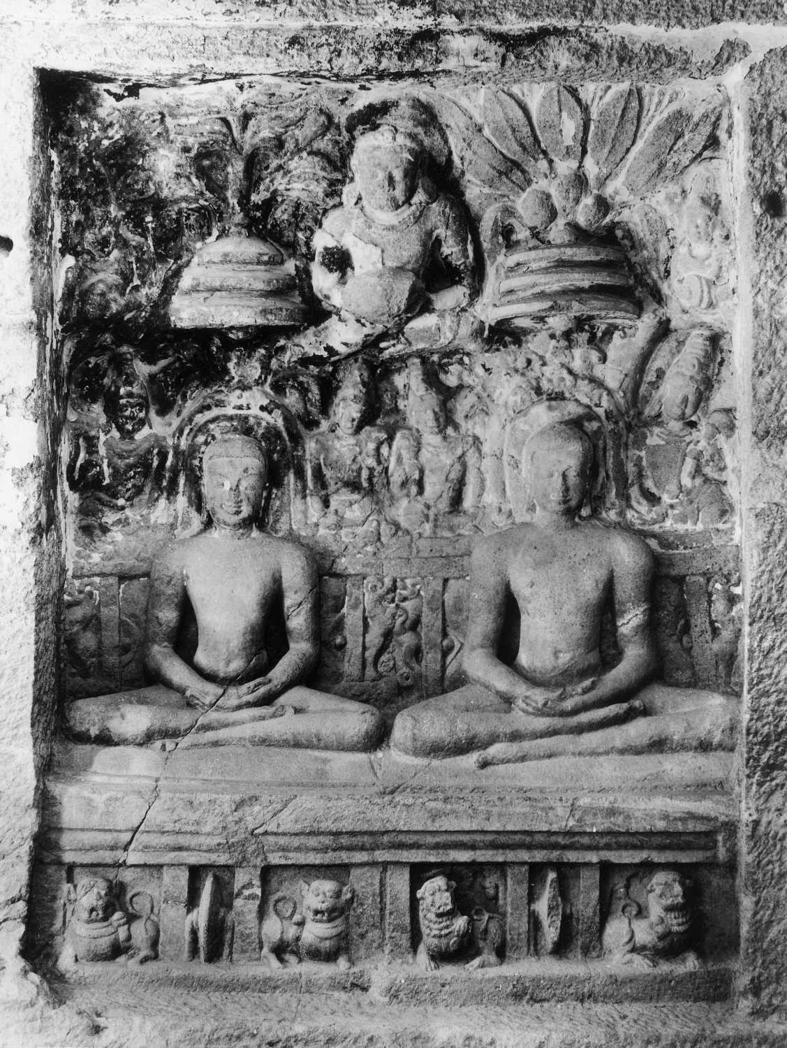 Cave 32 (Indra Sabha), Ellora