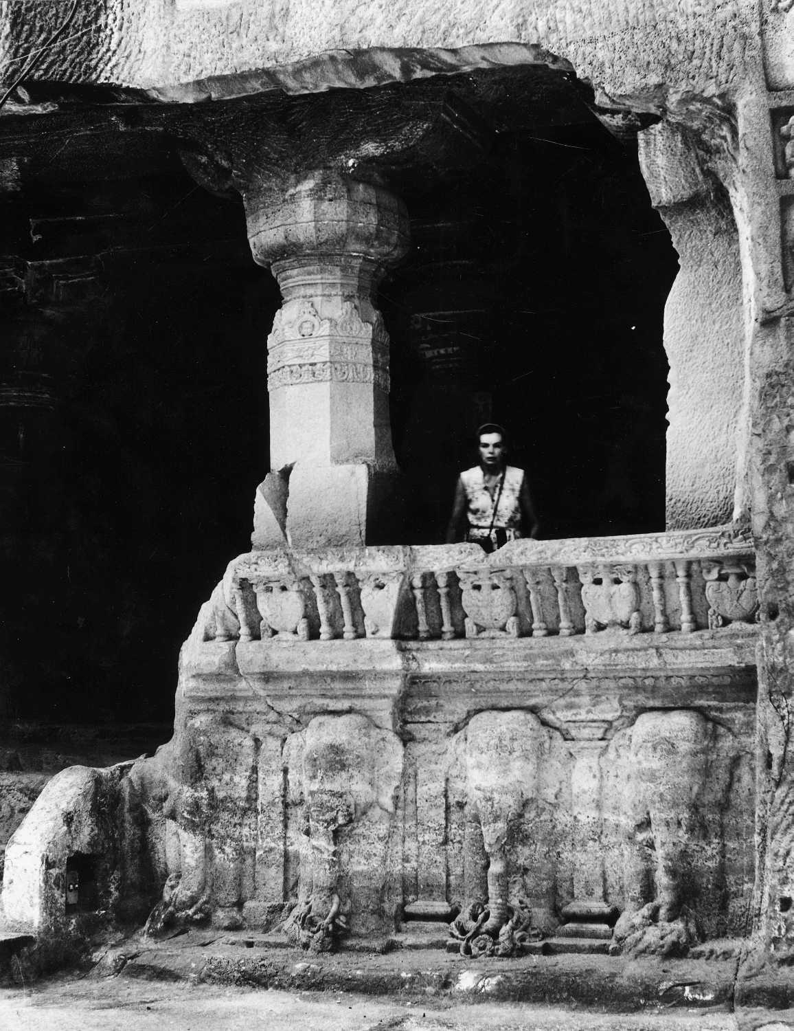 Cave 32 (Indra Sabha), Ellora