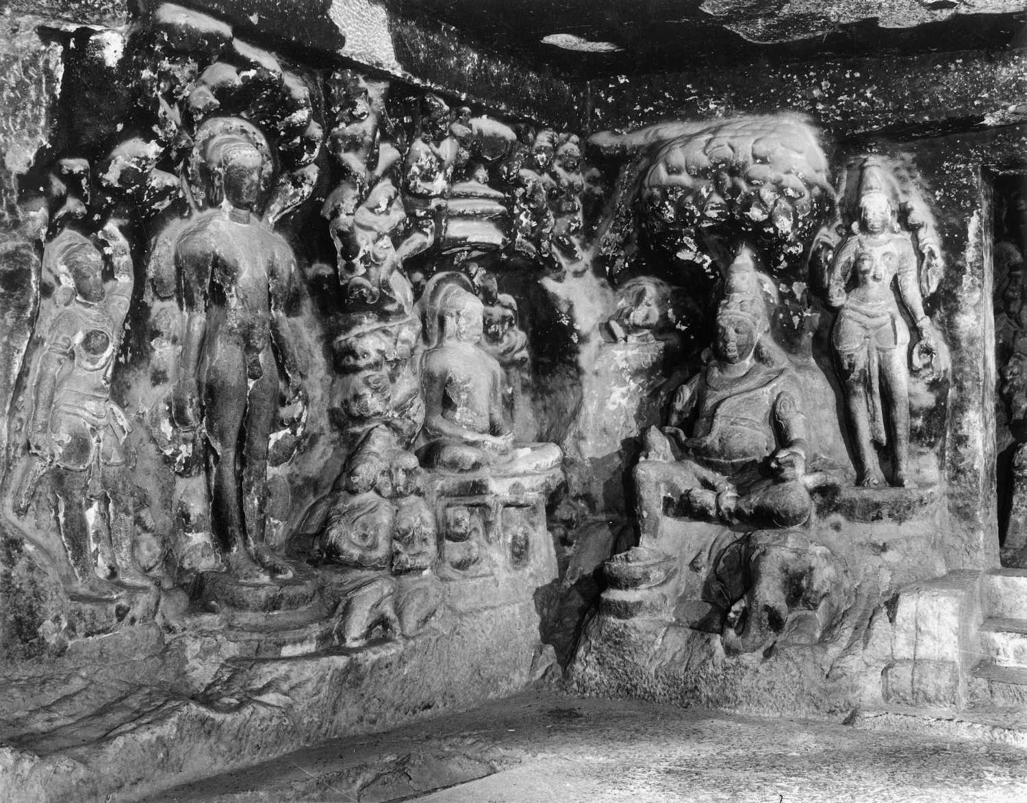 Cave 32 (Indra Sabha), Ellora