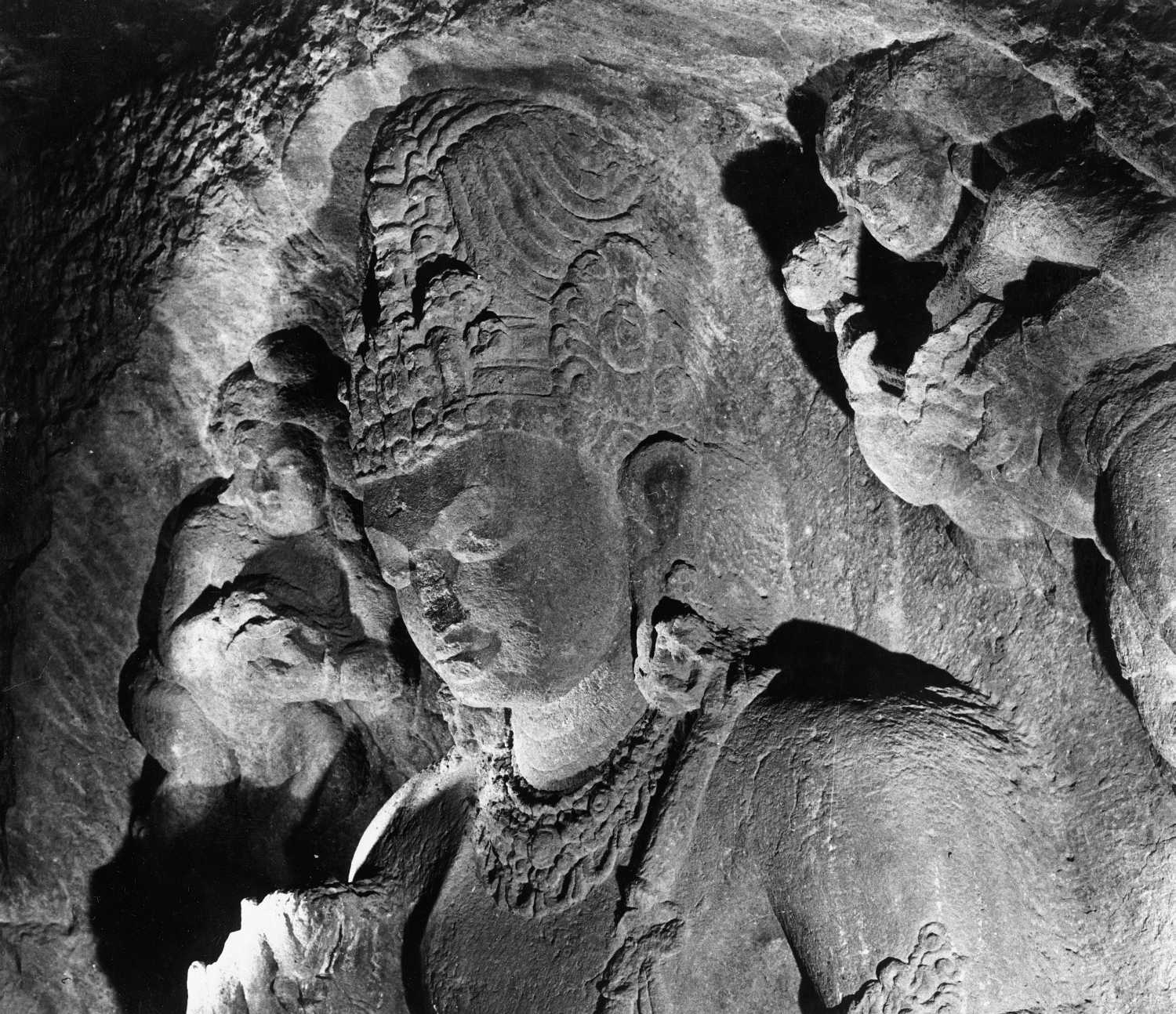 Cave No.5 (Maharwada), Ellora