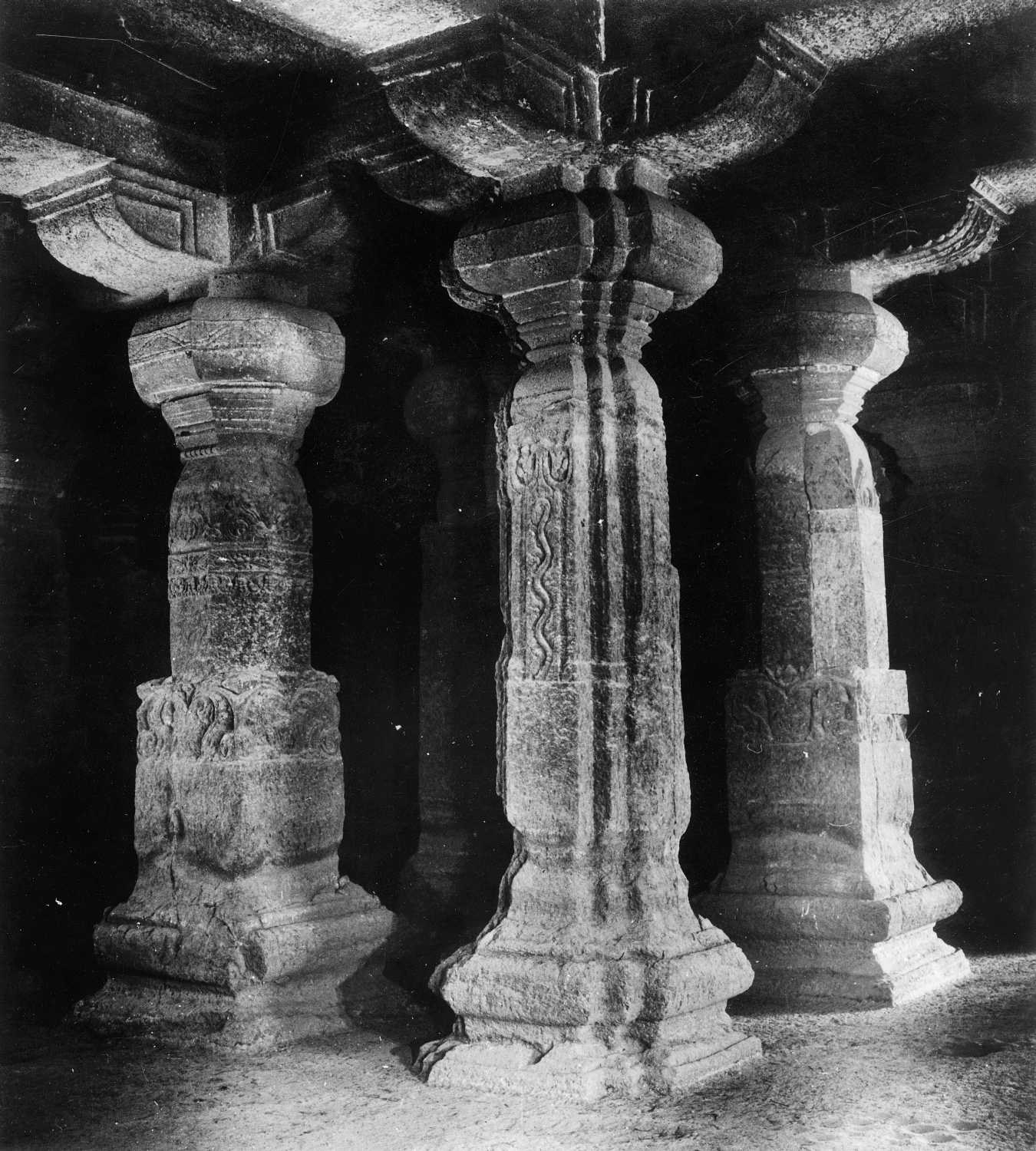 Chota Kailasa, Ellora, Maharashtra