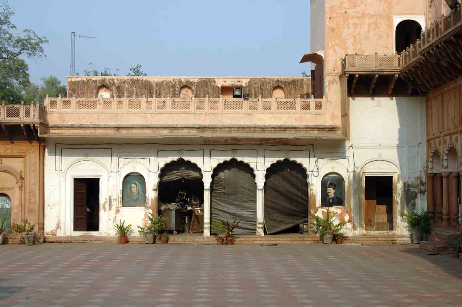 Nahar Singh Palace, Ballabhgarh