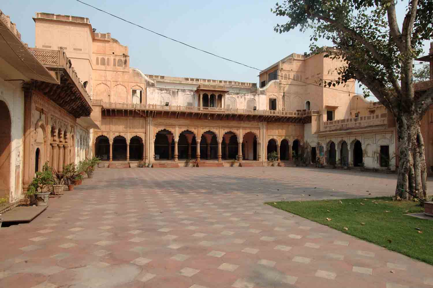 Nahar Singh Palace, Ballabhgarh