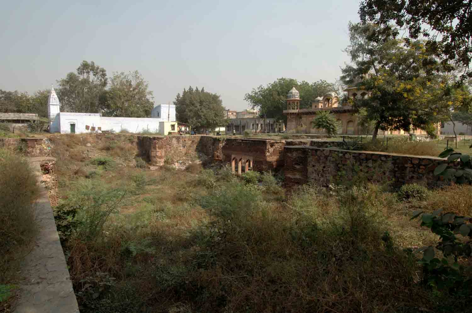 Chattri and Tank, Ballabhgarh