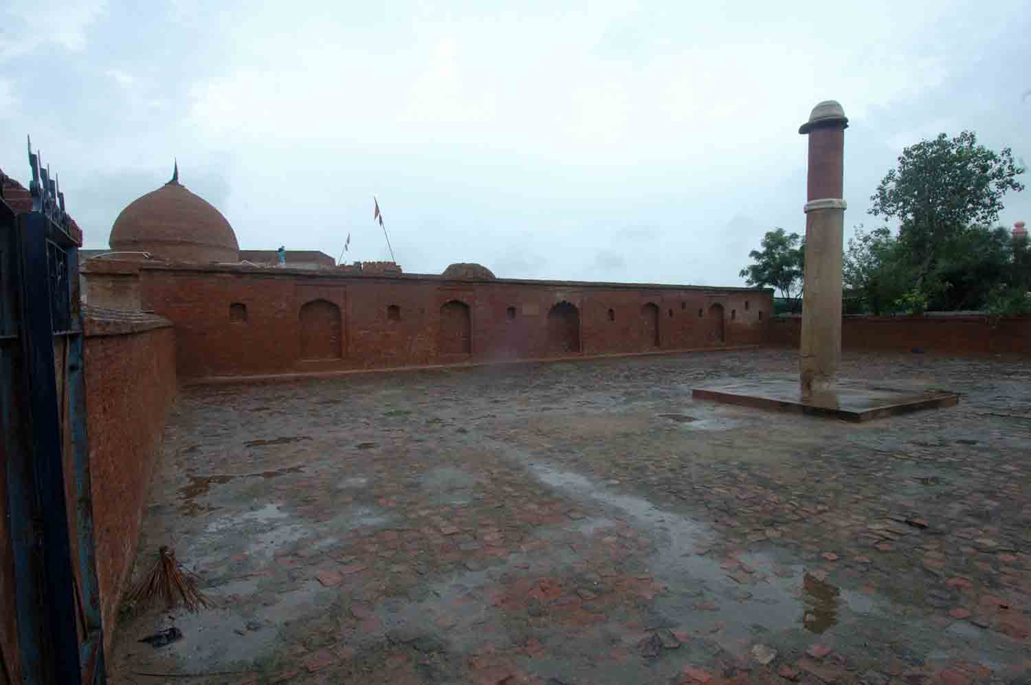 Purana Qila complex, Fatehabad