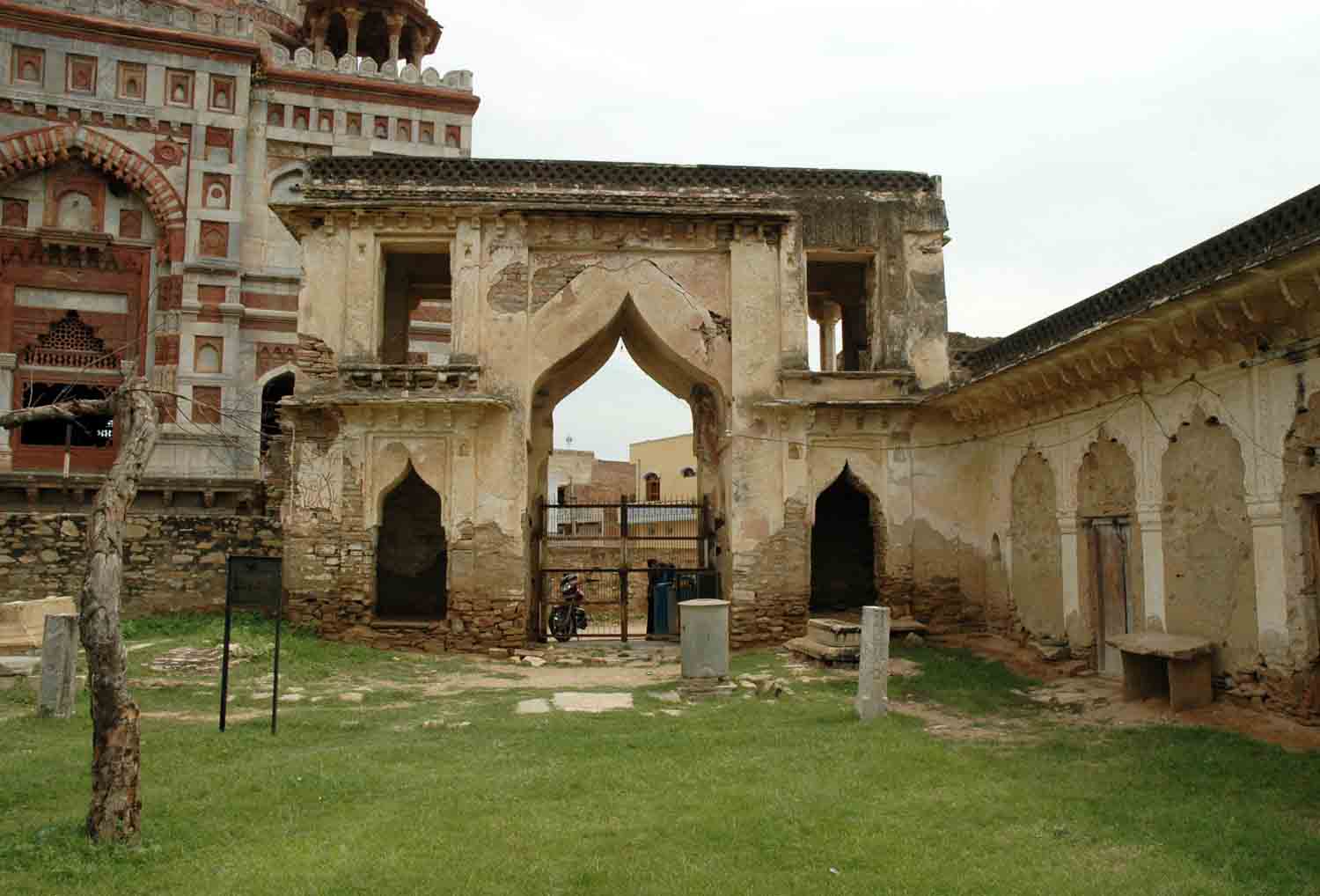 Mazar complex of Shah Wilayat, Narnaul